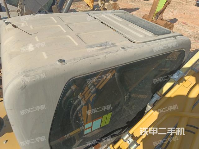 駕駛室頂部俯視（上車部件）