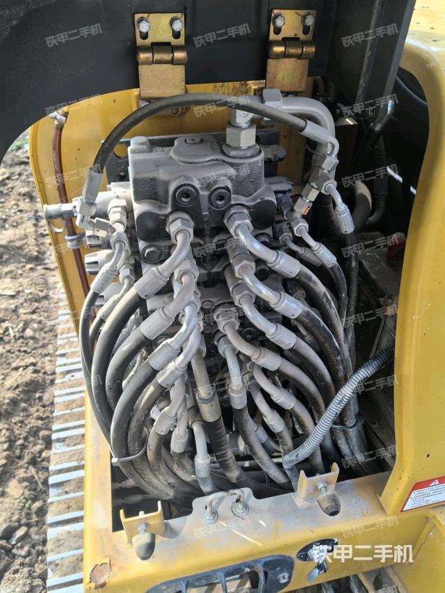 分配閥（上車部件）