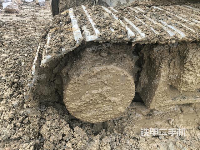 左驅(qū)動(dòng)輪（行走機(jī)構(gòu)）