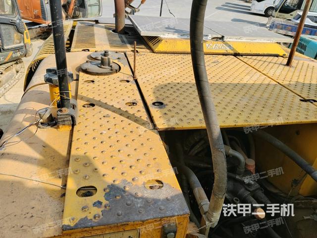 右前45(整機外觀) 右前45(整機外觀)