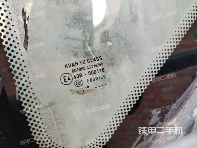 后窗玻璃角標(biāo)（駕駛室部分）