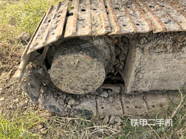 右驅(qū)動(dòng)輪（行走機(jī)構(gòu)）