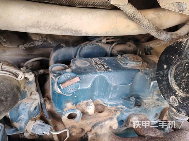 發(fā)動(dòng)機(jī)整體俯視（整機(jī)外觀）