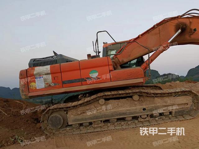 整機右后45°(整機外觀) 整機右后45°(整機外觀)