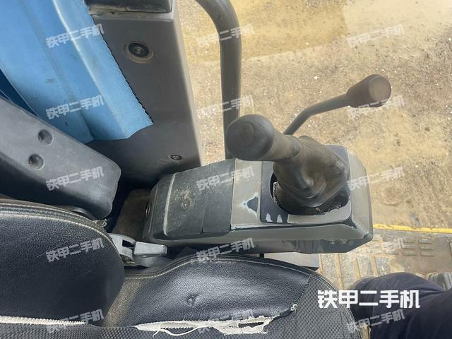 顯示屏?(駕駛室部分) 顯示屏?(駕駛室部分)