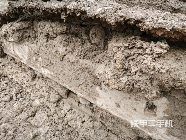 左托鏈輪和鏈筋(行走機(jī)構(gòu)) 左托鏈輪和鏈筋(行走機(jī)構(gòu))