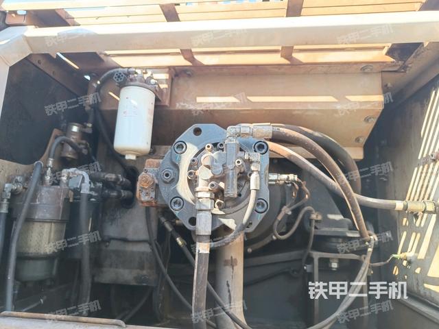 液壓泵室(大件艙室) 液壓泵室(大件艙室)