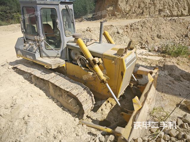 整機左側(cè)（設(shè)備外觀及核心部件）