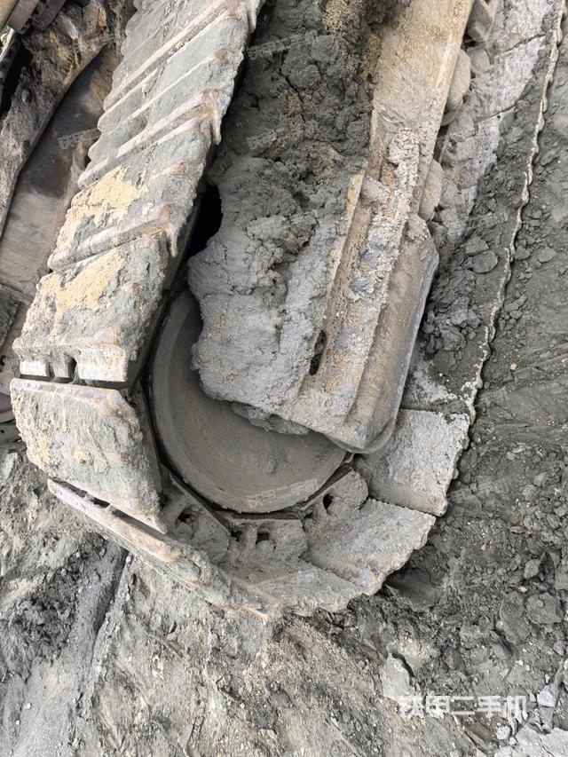 左導(dǎo)向輪（行走機(jī)構(gòu)）