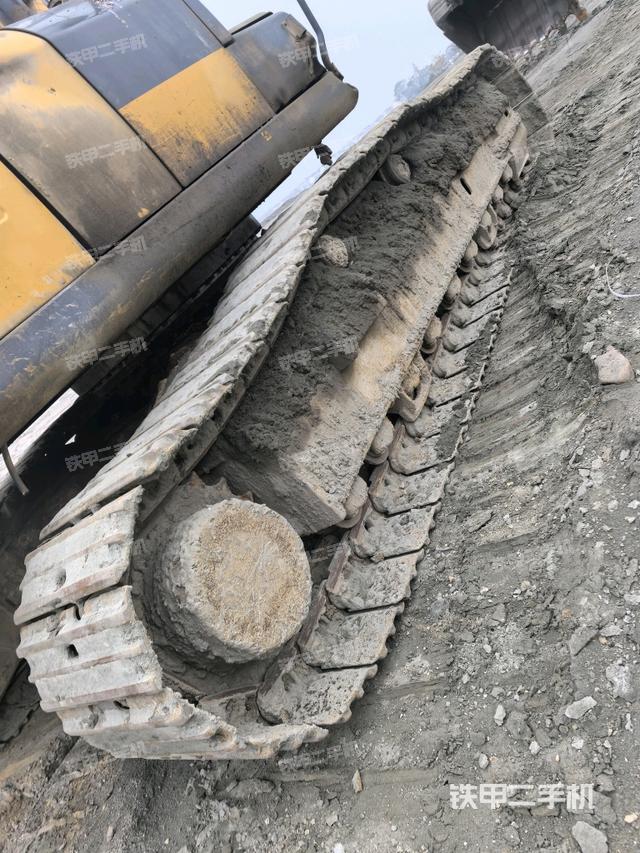 右導(dǎo)向輪（行走機(jī)構(gòu)）