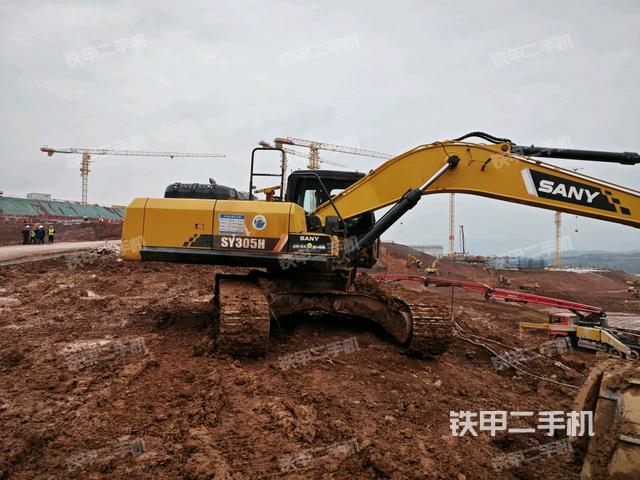 右前45(整機(jī)外觀) 右前45(整機(jī)外觀)