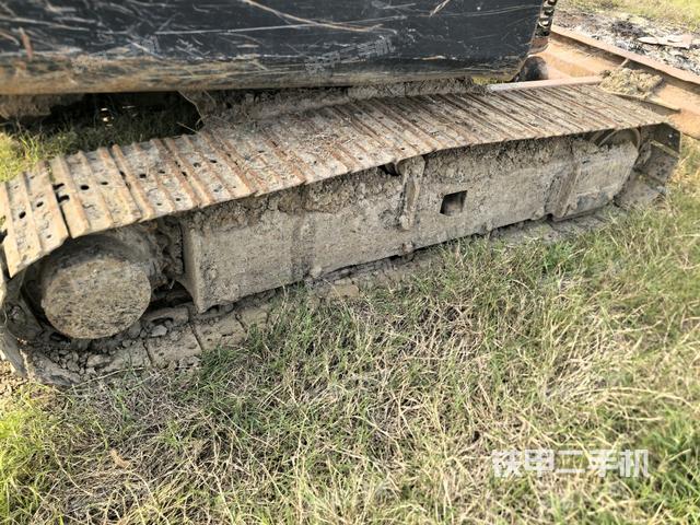 右側(cè)履帶整體?（行走機(jī)構(gòu)）