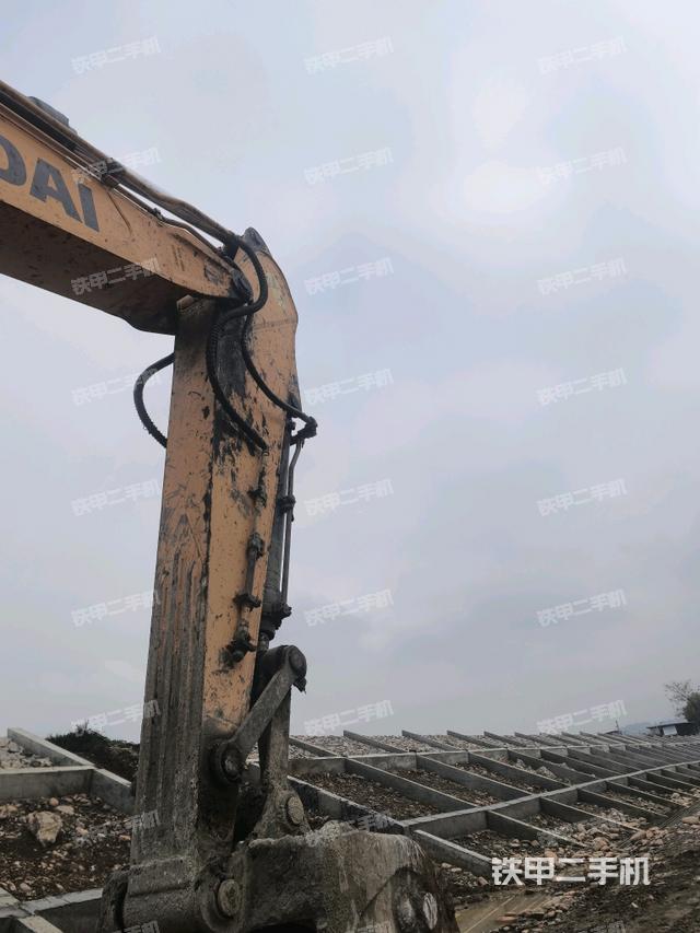 小臂整體右前（工作和回轉(zhuǎn)裝置）