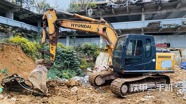 現(xiàn)代R150LC-7挖掘機