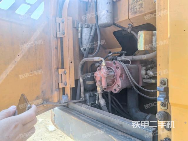 液壓泵室（大件艙室）