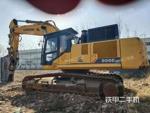 左后45（整機外觀）