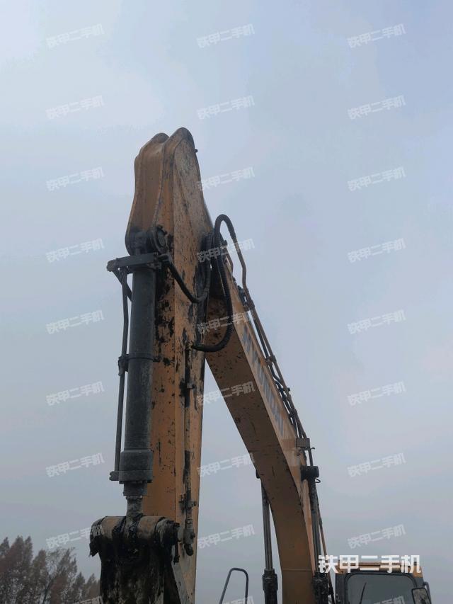 小臂整體左后（工作和回轉(zhuǎn)裝置）