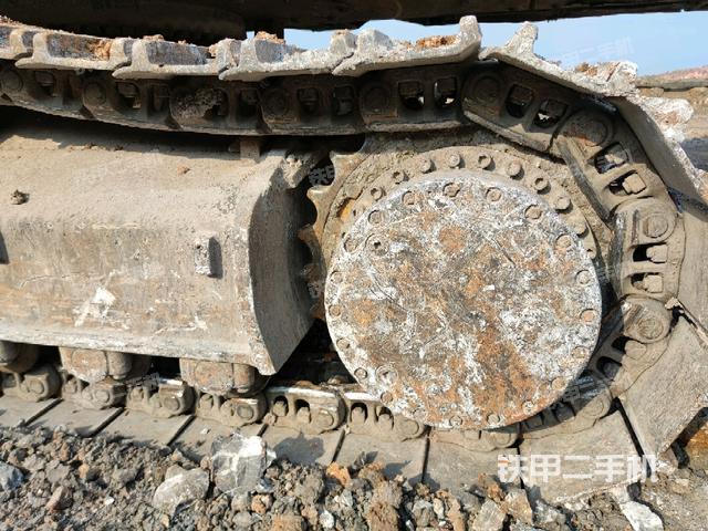 左驅(qū)動(dòng)輪（行走機(jī)構(gòu)）