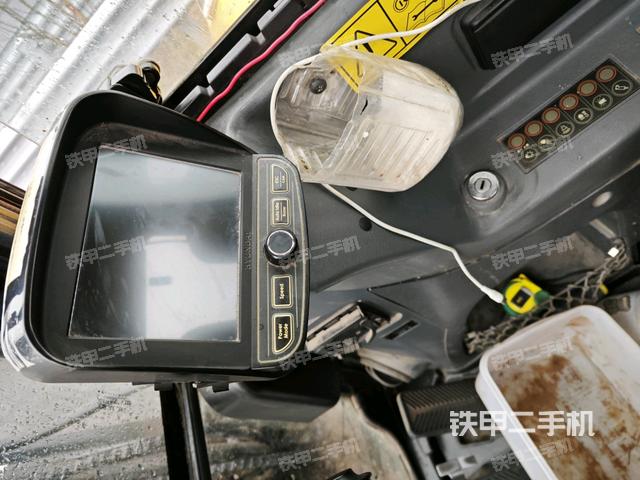 顯示屏?(駕駛室部分) 顯示屏?(駕駛室部分)