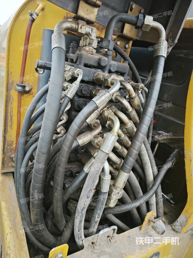 分配閥（上車部件）