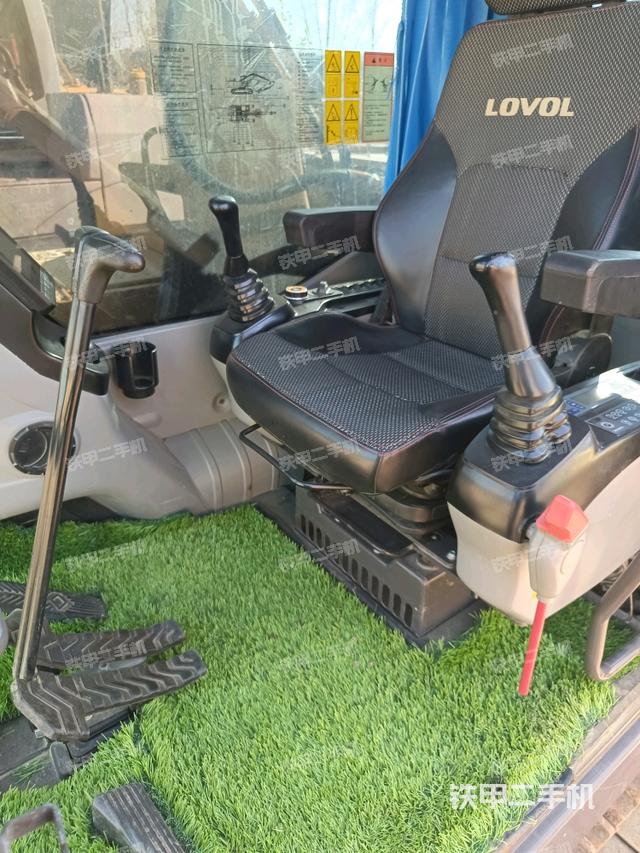 座椅后部（駕駛室部分）