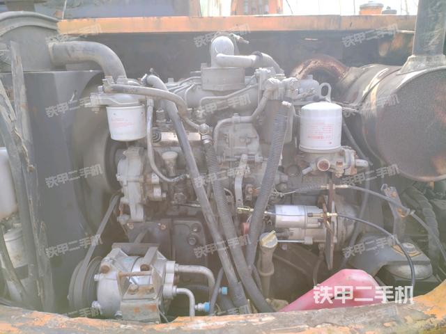 發(fā)動機(jī)室（上車部件）