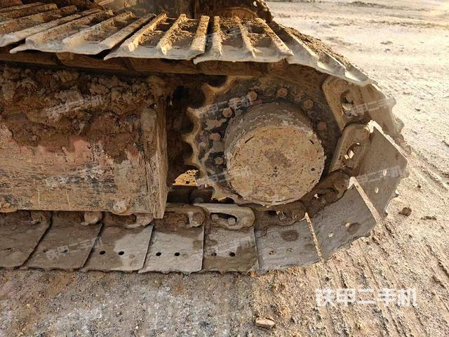 單側履帶整體（整機外觀）