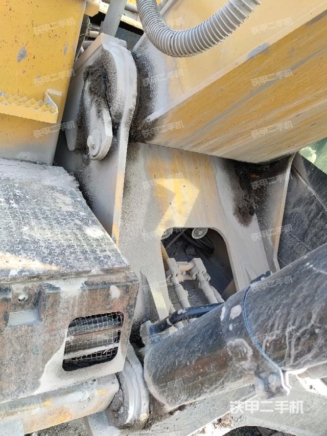 大臂根部?斜視（工作和回轉(zhuǎn)裝置）