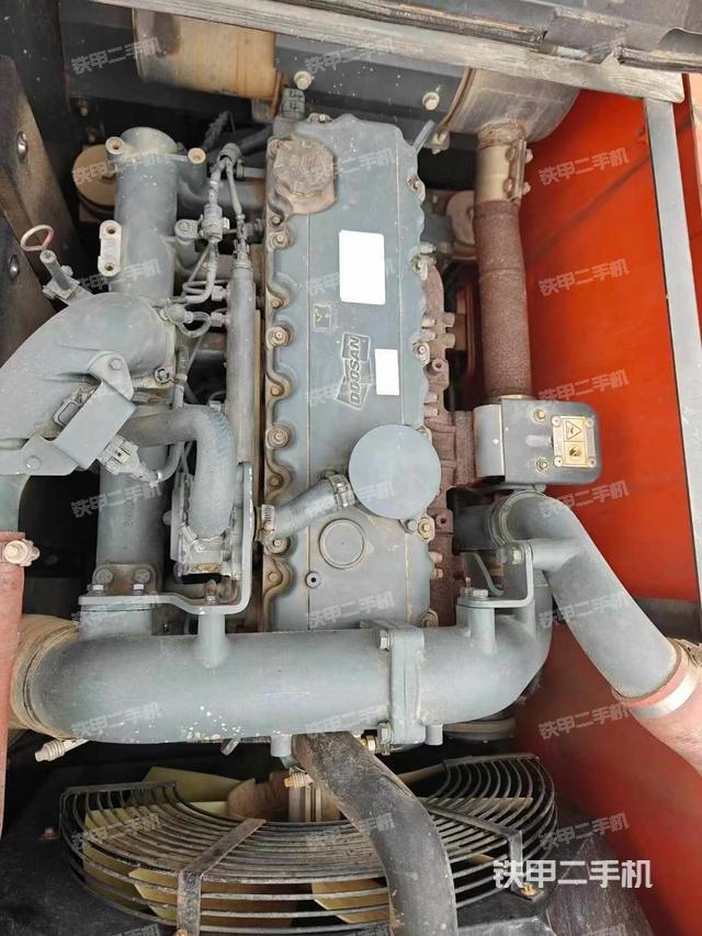 發(fā)動機整體俯視（整機外觀）