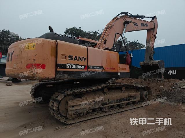 整機(jī)右后45°(整機(jī)外觀) 整機(jī)右后45°(整機(jī)外觀)