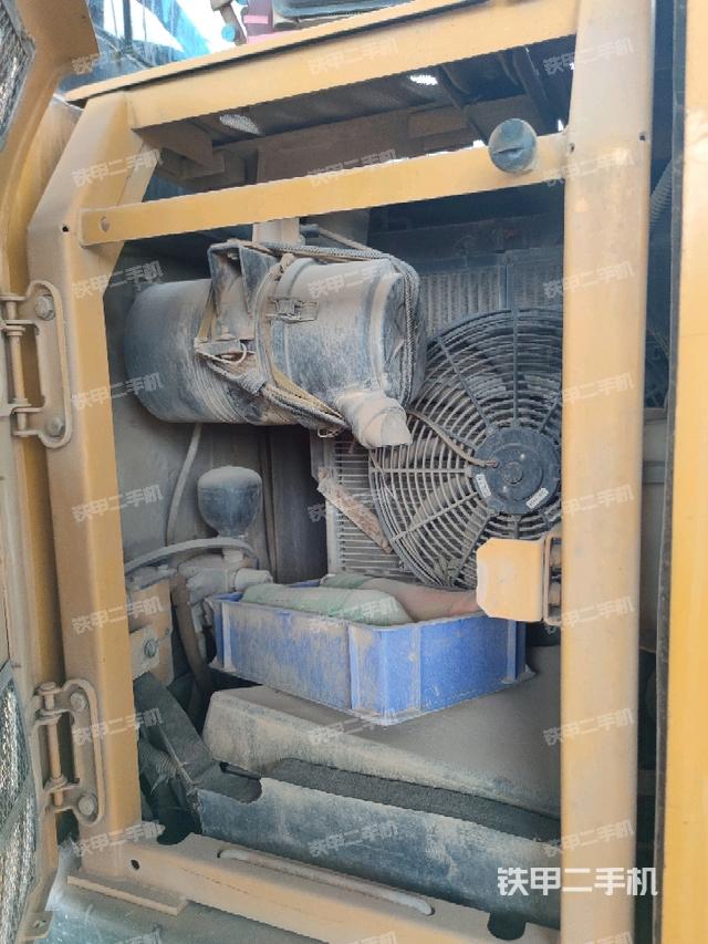 散熱器室(大件艙室) 散熱器室(大件艙室)