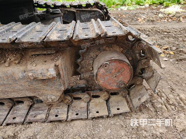 單側(cè)履帶整體（整機(jī)外觀）