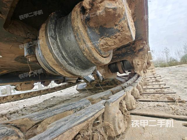 右側(cè)行走馬達蓋板（行走機構(gòu)）