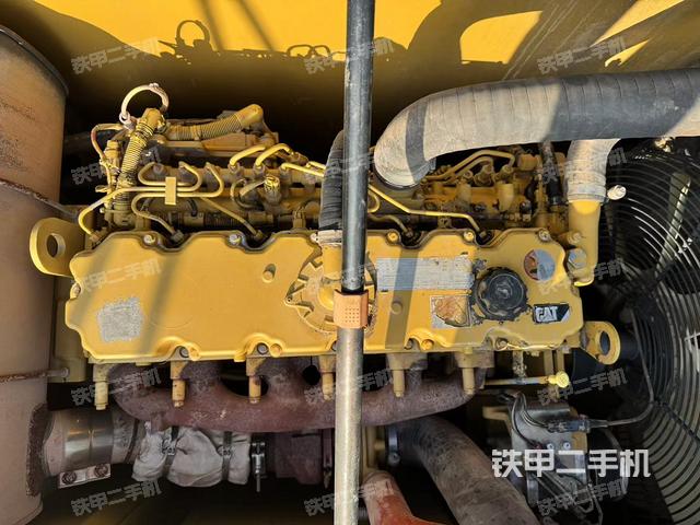 發(fā)動機(jī)整體俯視（整機(jī)外觀）