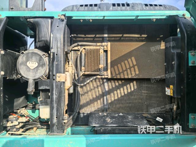 散熱器正面（大件艙室）