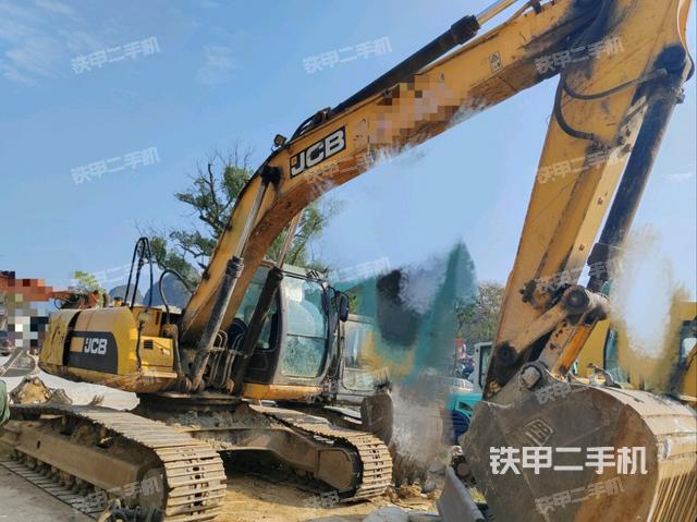 左后45(整機外觀) 左后45(整機外觀)