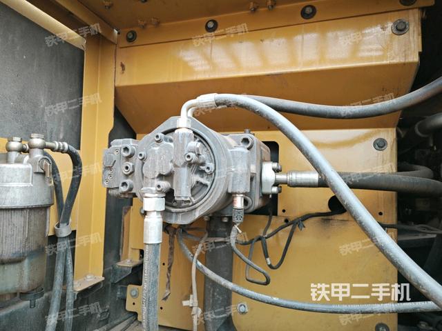 液壓泵室(大件艙室) 液壓泵室(大件艙室)