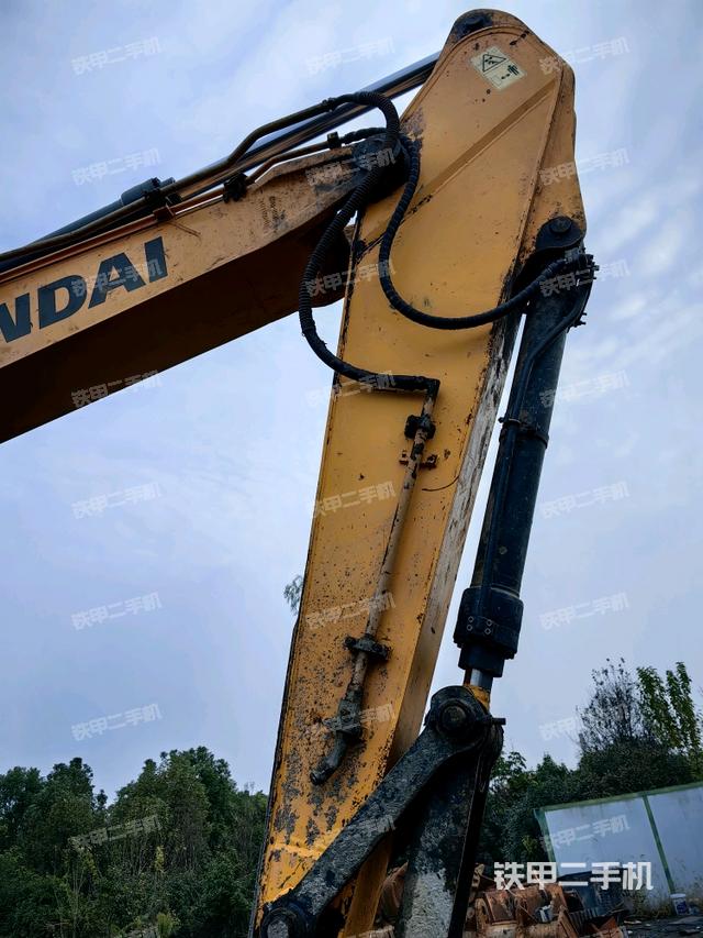 小臂整體左后（工作和回轉(zhuǎn)裝置）