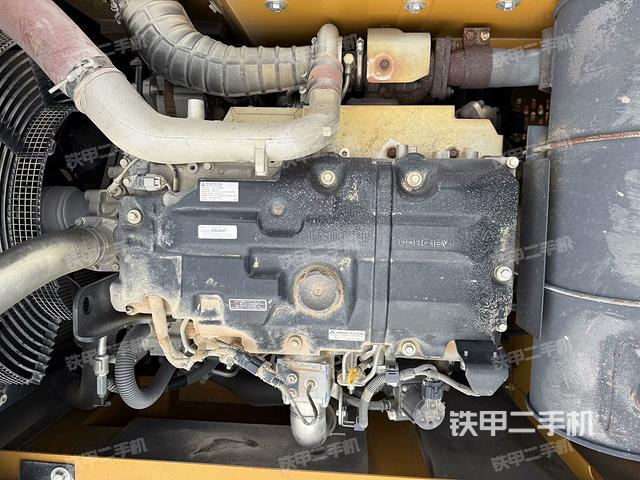 水箱+風(fēng)扇特寫(上車部件) 水箱+風(fēng)扇特寫(上車部件)