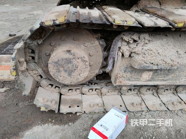 右驅(qū)動輪(行走機構) 右驅(qū)動輪(行走機構)