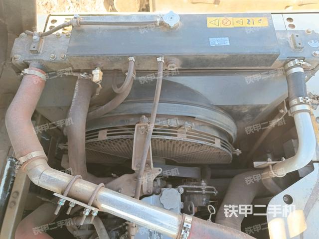 水箱+風(fēng)扇特寫(上車部件) 水箱+風(fēng)扇特寫(上車部件)