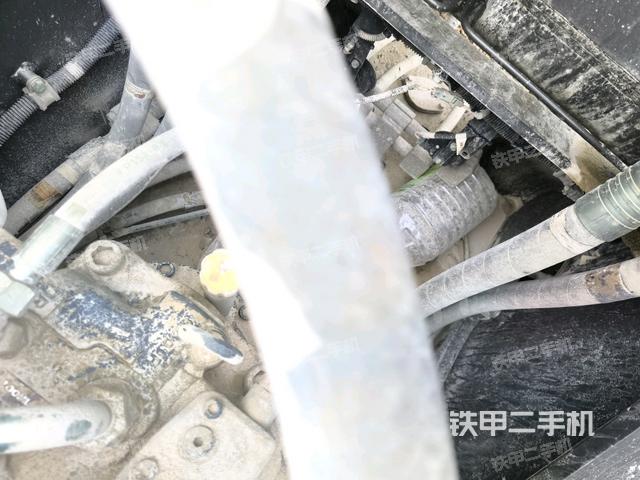 中央回转接头特写(上车部件) 中央回转接头特写(上车部件)