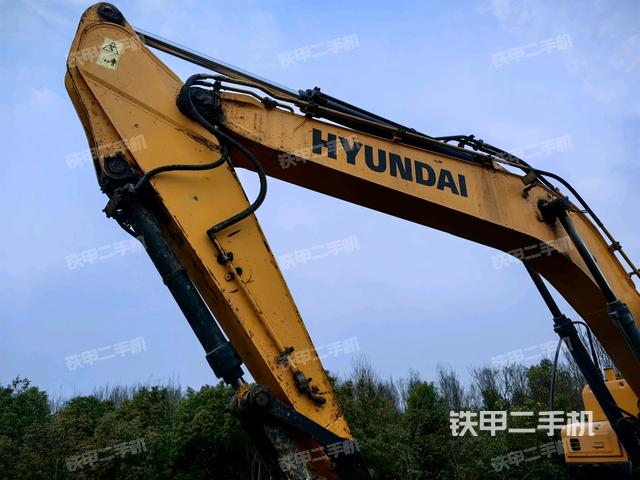 小臂整體右前（工作和回轉(zhuǎn)裝置）