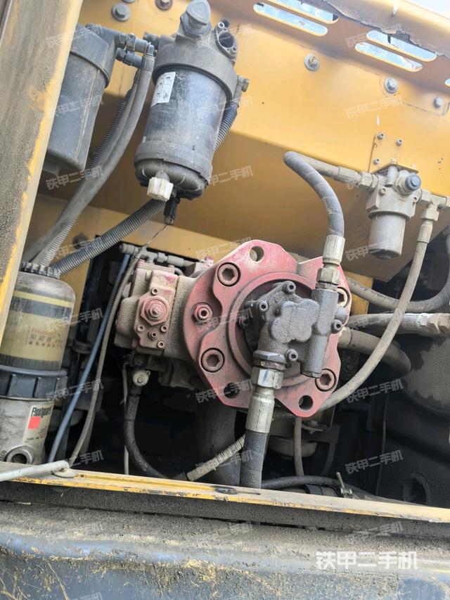 液壓泵室（大件艙室）