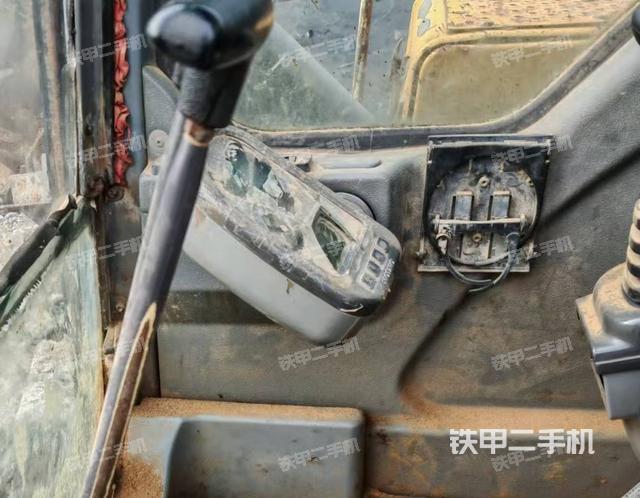 顯示屏?(駕駛室部分) 顯示屏?(駕駛室部分)