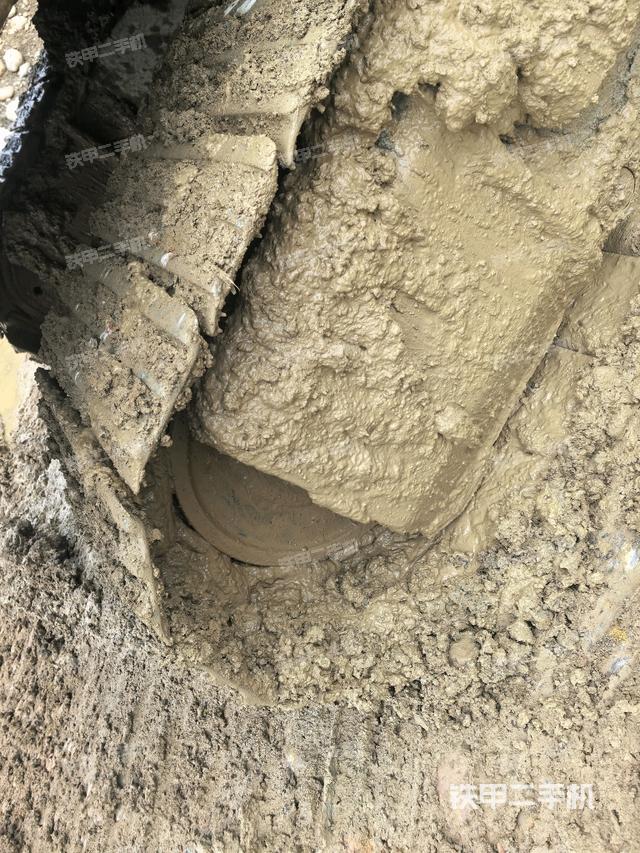 左托鏈輪和鏈筋（行走機(jī)構(gòu)）