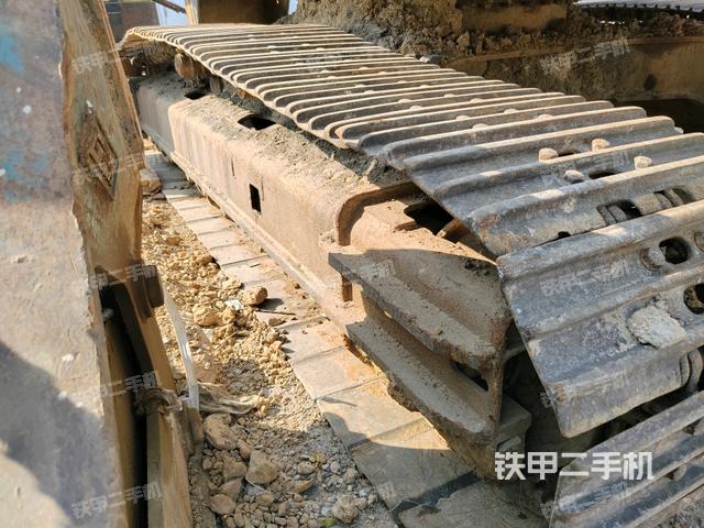 右側(cè)行走馬達蓋板(行走機構(gòu)) 右側(cè)行走馬達蓋板(行走機構(gòu))
