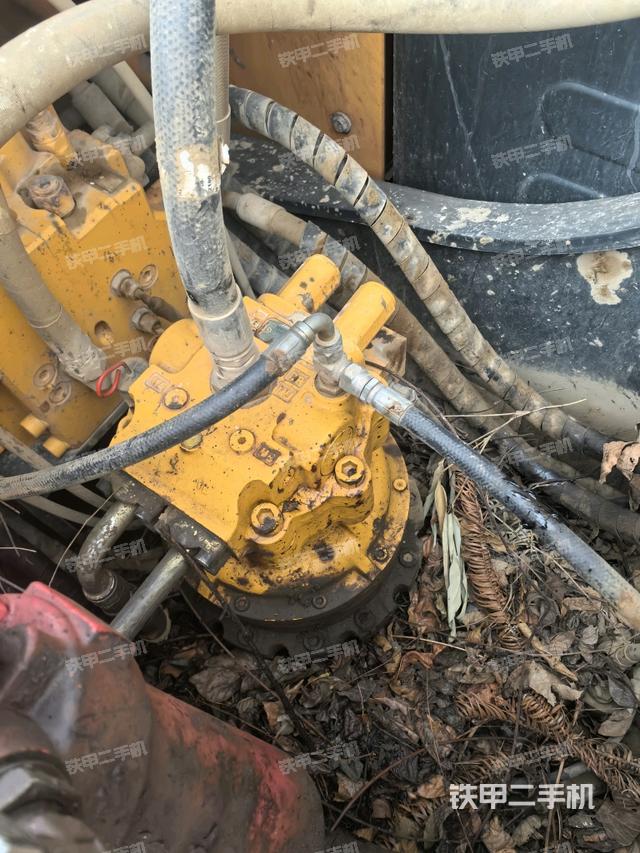 回轉(zhuǎn)馬達(dá)（上車部件）