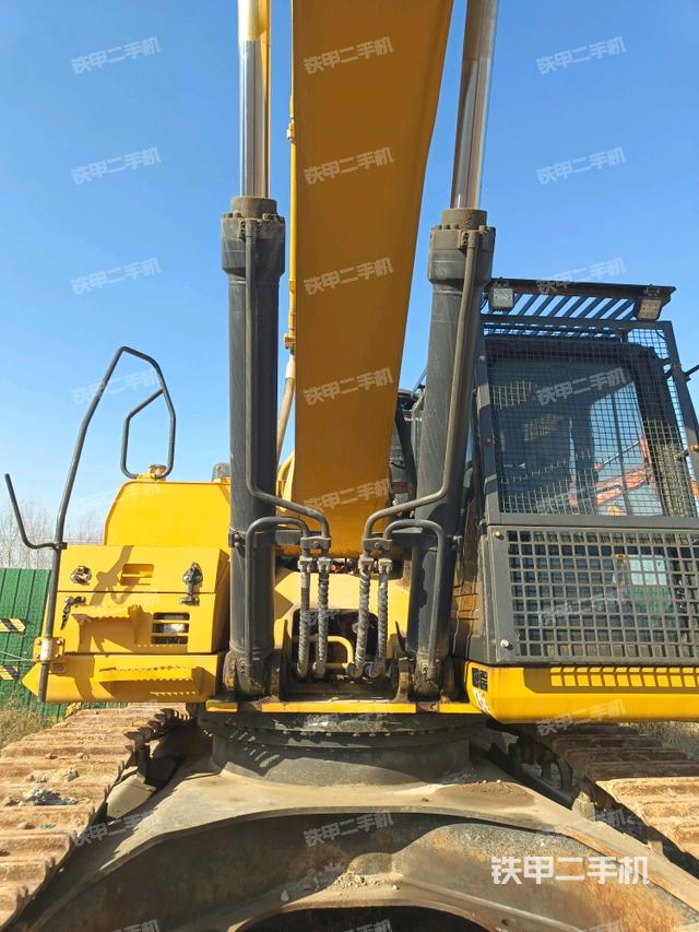 大臂油缸整體?豎拍（工作和回轉裝置）