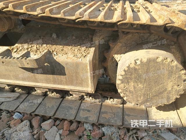 右側(cè)履帶整體（行走機構(gòu)）